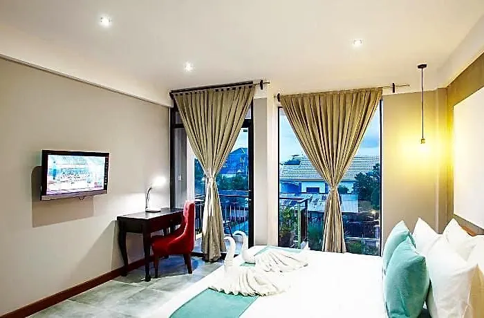 Blanche Hotel